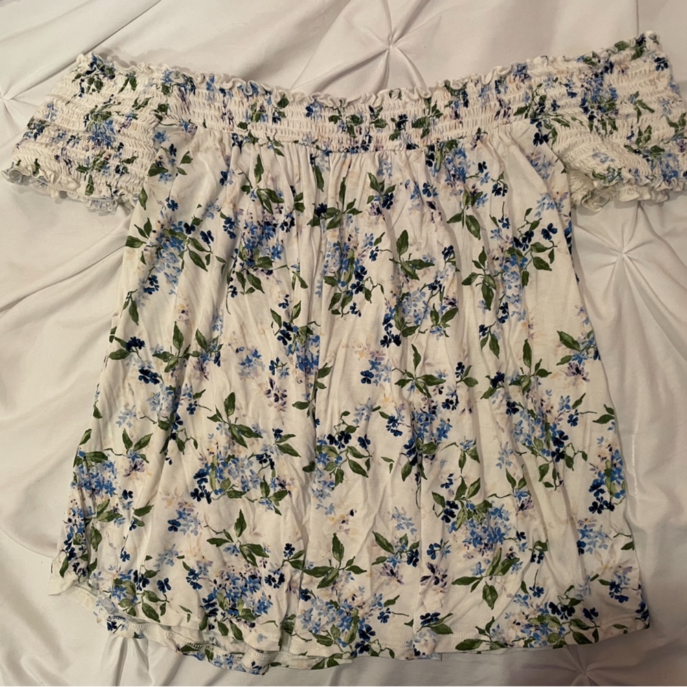 2 FOR $15 OR $10 EACH!!! AMERICAN EAGLE